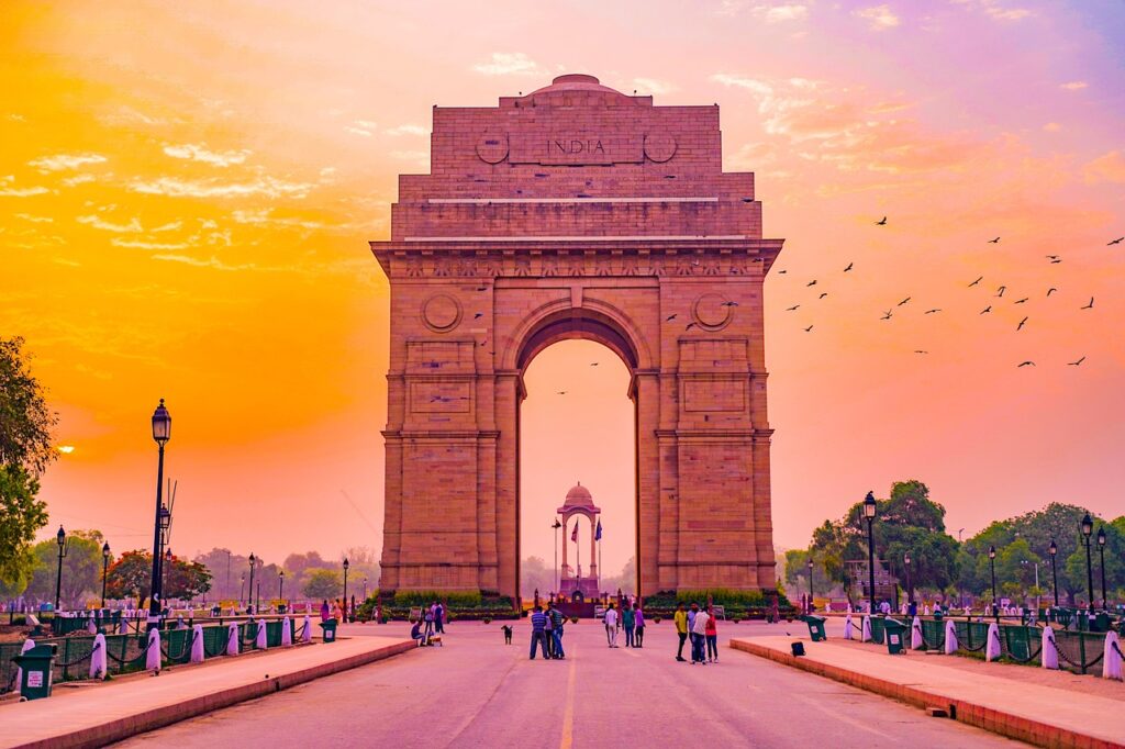travel, delhi, gate, culture, stone, war, famous, memorial, national, nature, tourist, india, tourism, history, landmark, attraction, indian, asia, place, monument, traditional, ancient, sky, capital, indian pattern, india gate front